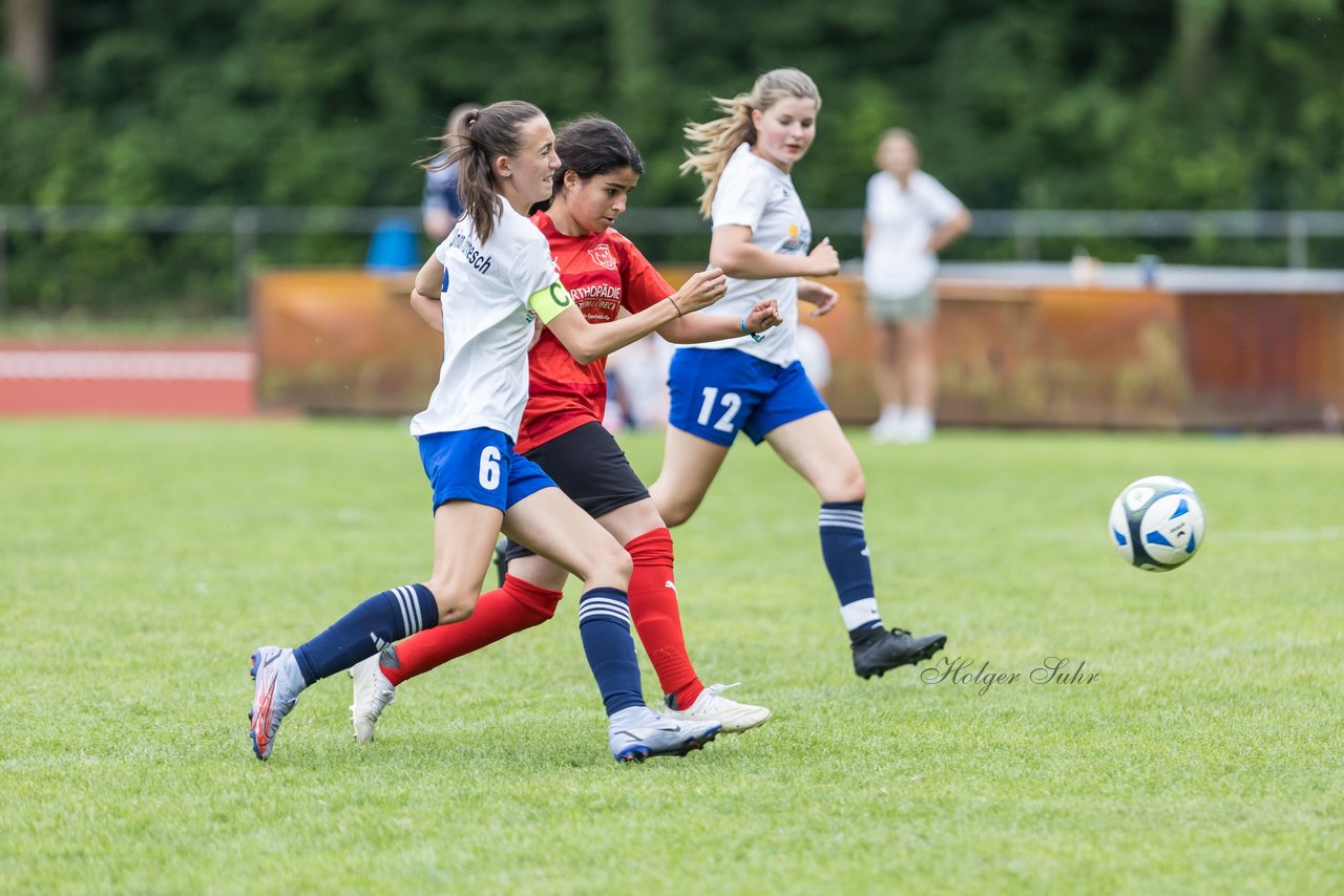 Bild 710 - Loewinnen Cup